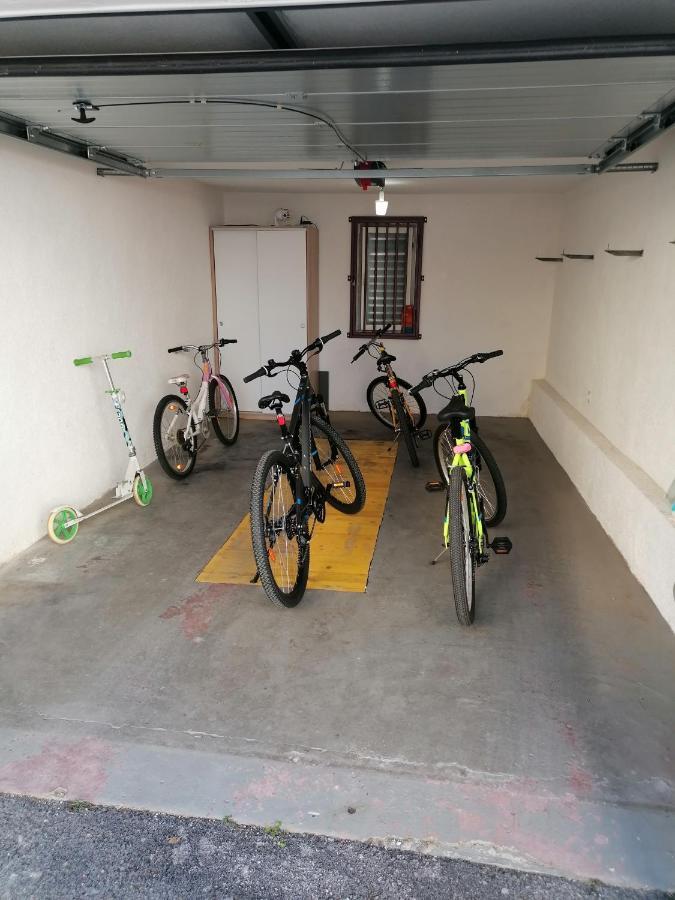 Apartman Lana In City Centre With Garage Zadar Dış mekan fotoğraf