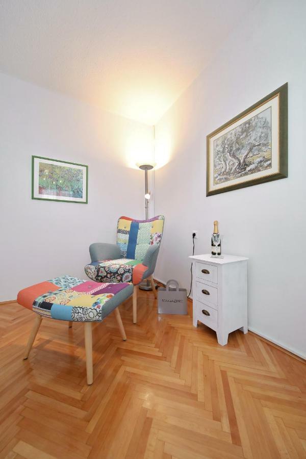 Apartman Lana In City Centre With Garage Zadar Dış mekan fotoğraf