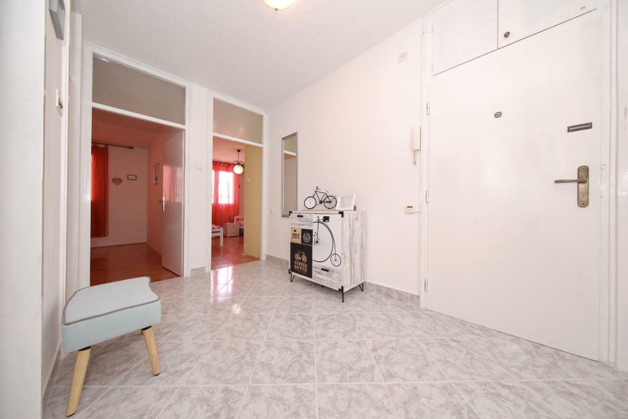 Apartman Lana In City Centre With Garage Zadar Dış mekan fotoğraf